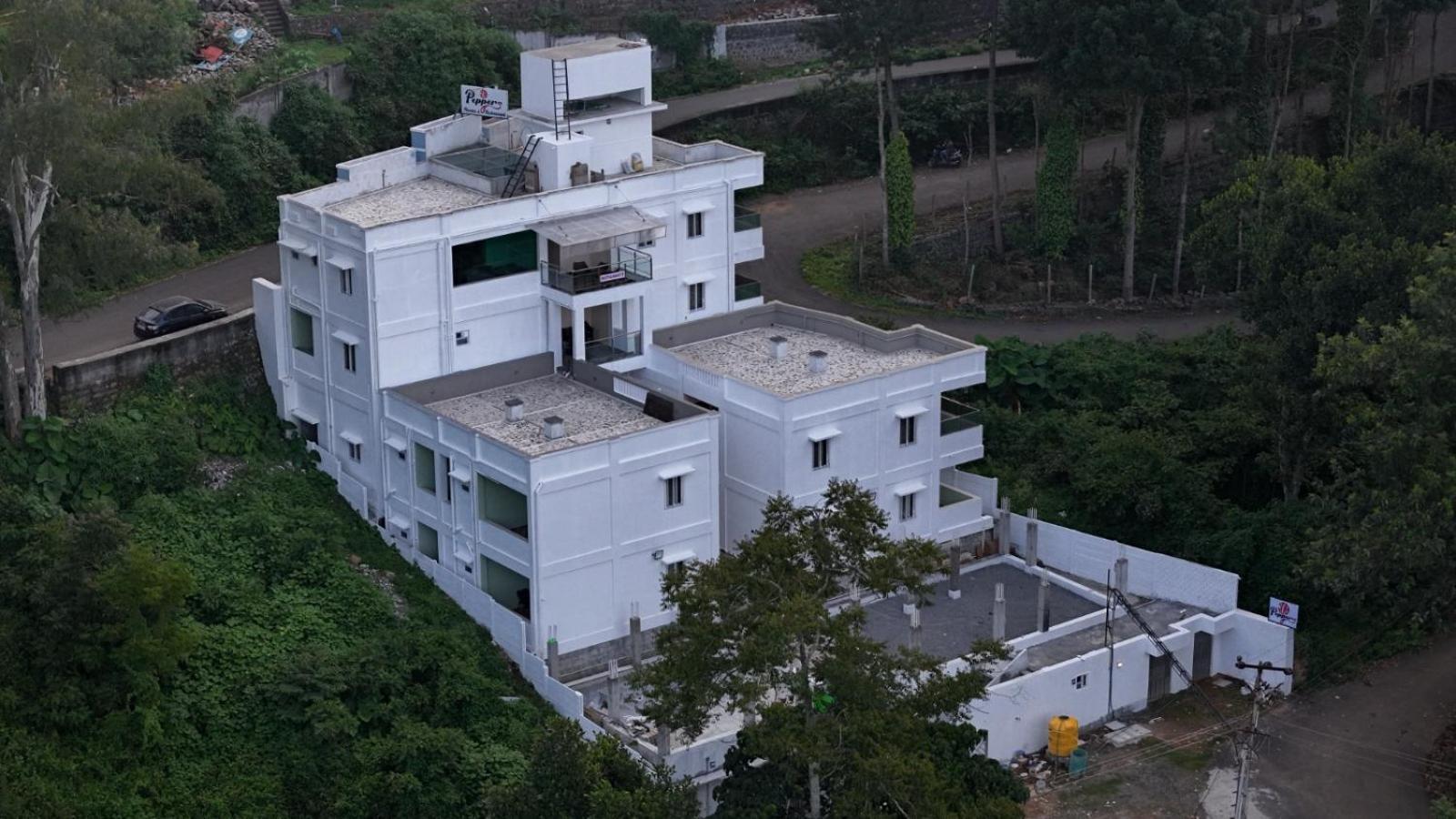 Hotel Peppers Yercaud Bagian luar foto