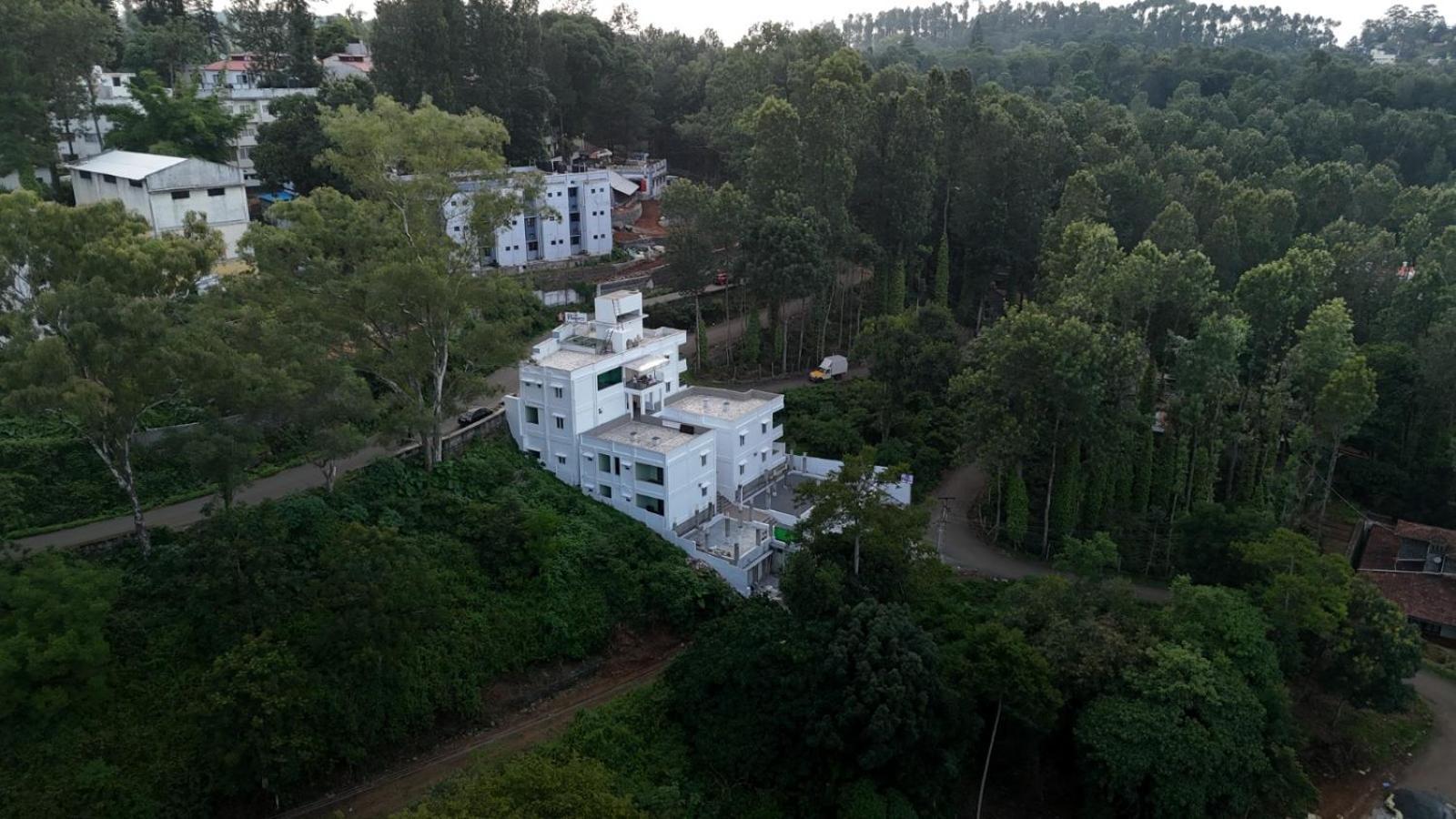 Hotel Peppers Yercaud Bagian luar foto
