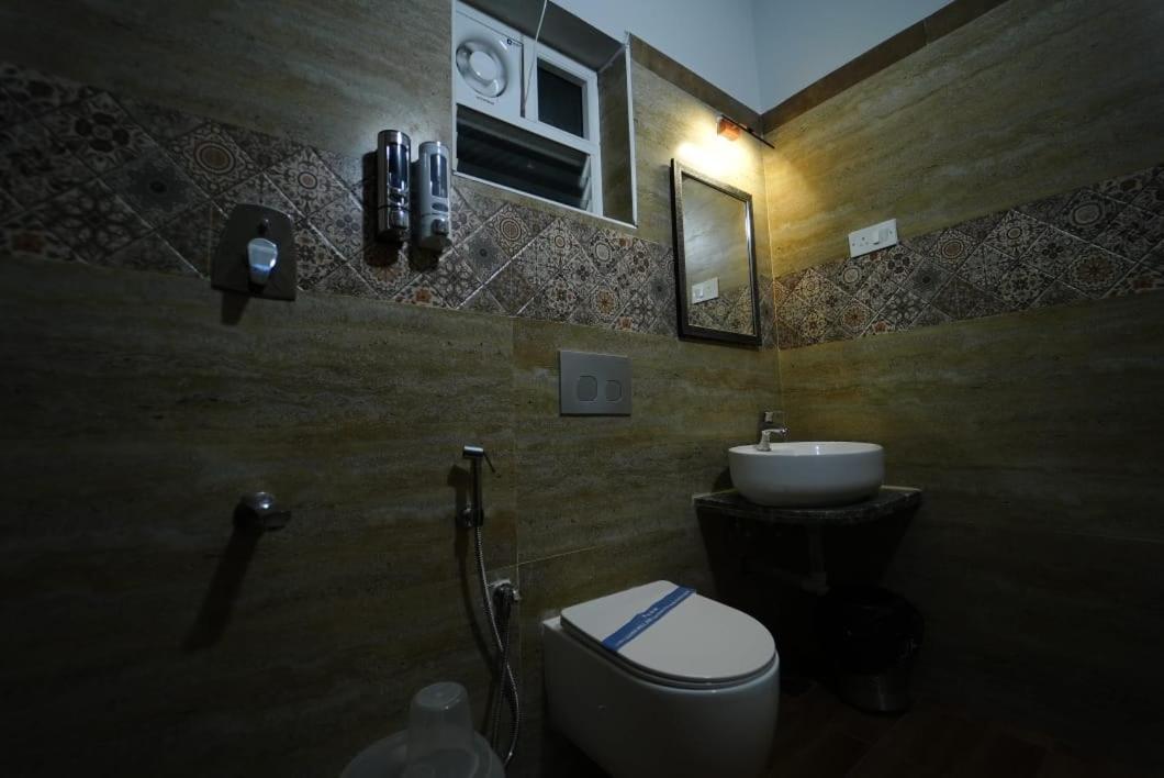Hotel Peppers Yercaud Bagian luar foto