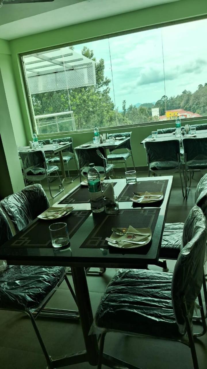 Hotel Peppers Yercaud Bagian luar foto
