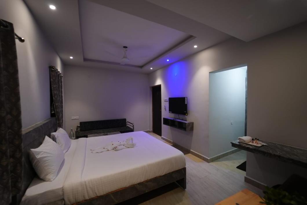Hotel Peppers Yercaud Bagian luar foto