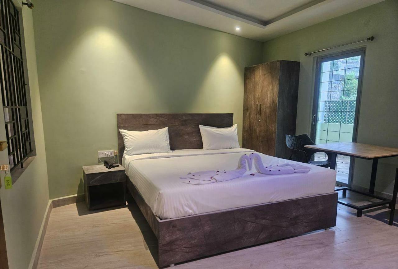 Hotel Peppers Yercaud Bagian luar foto